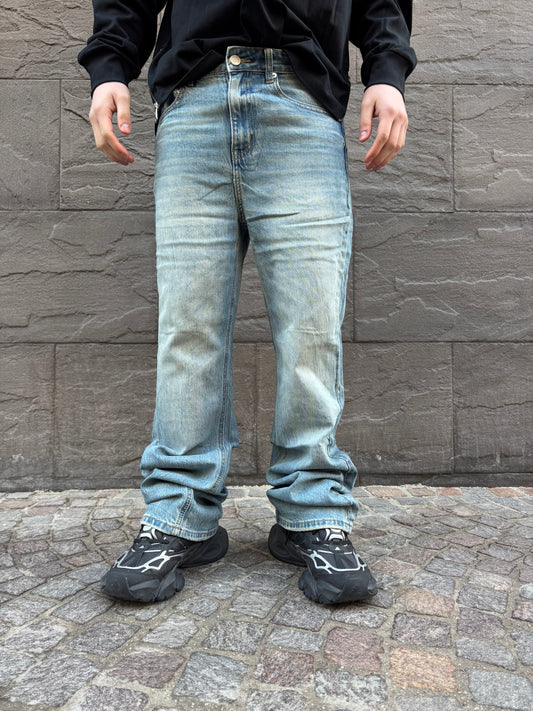 JEANS MUSIC ON