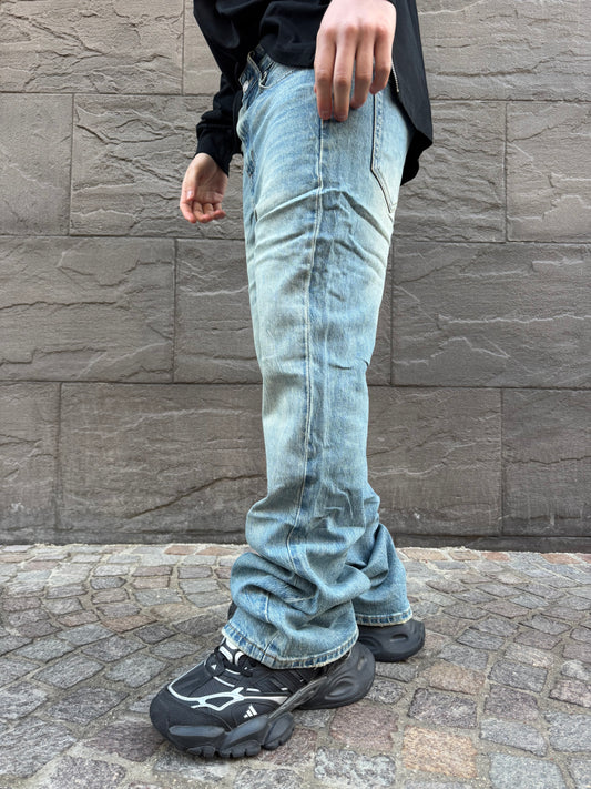 JEANS MUSIC ON
